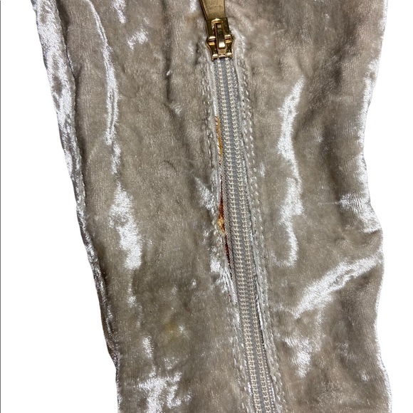 Cape Robbin Paw-27 (6) gray  Stretchy Pointy Toe Thigh High Block  Boot - Picture 3 of 14